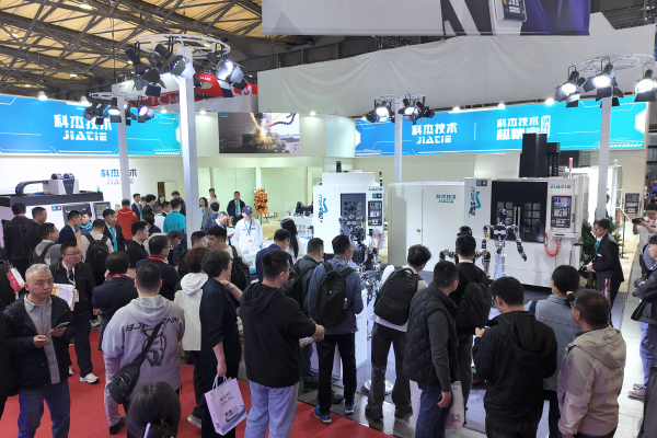 CCMT2026｜科杰放大招！机床+机器人同台智造